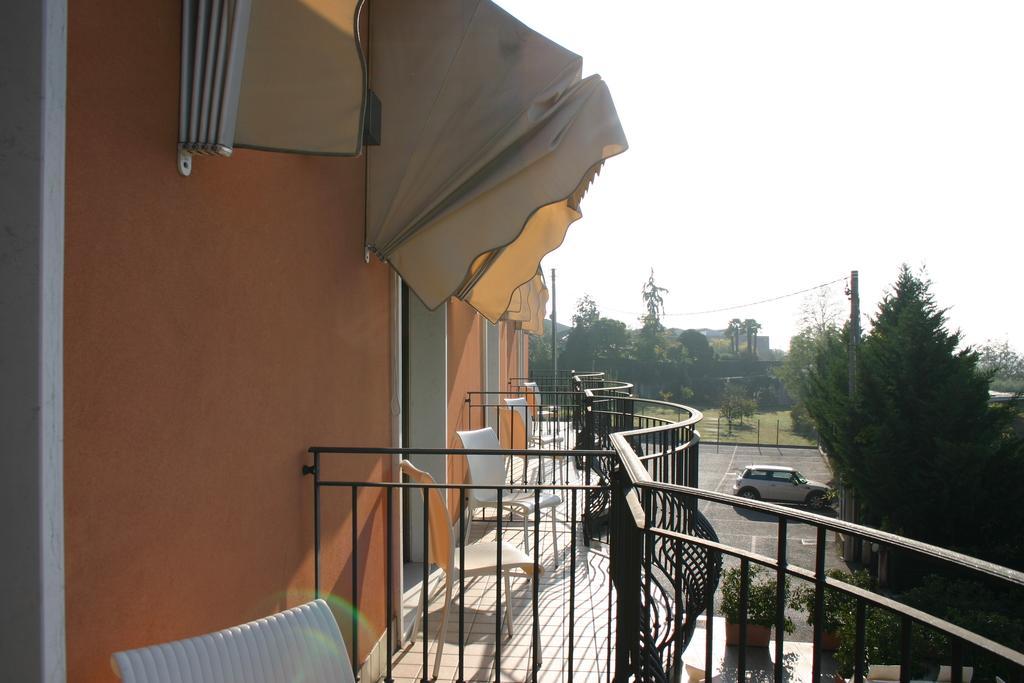 Hotel Moro Freoni San Pietro In Cariano Esterno foto